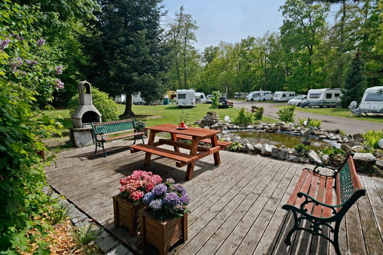 فندق Knaus Campingpark Nurnberg المظهر الخارجي الصورة
