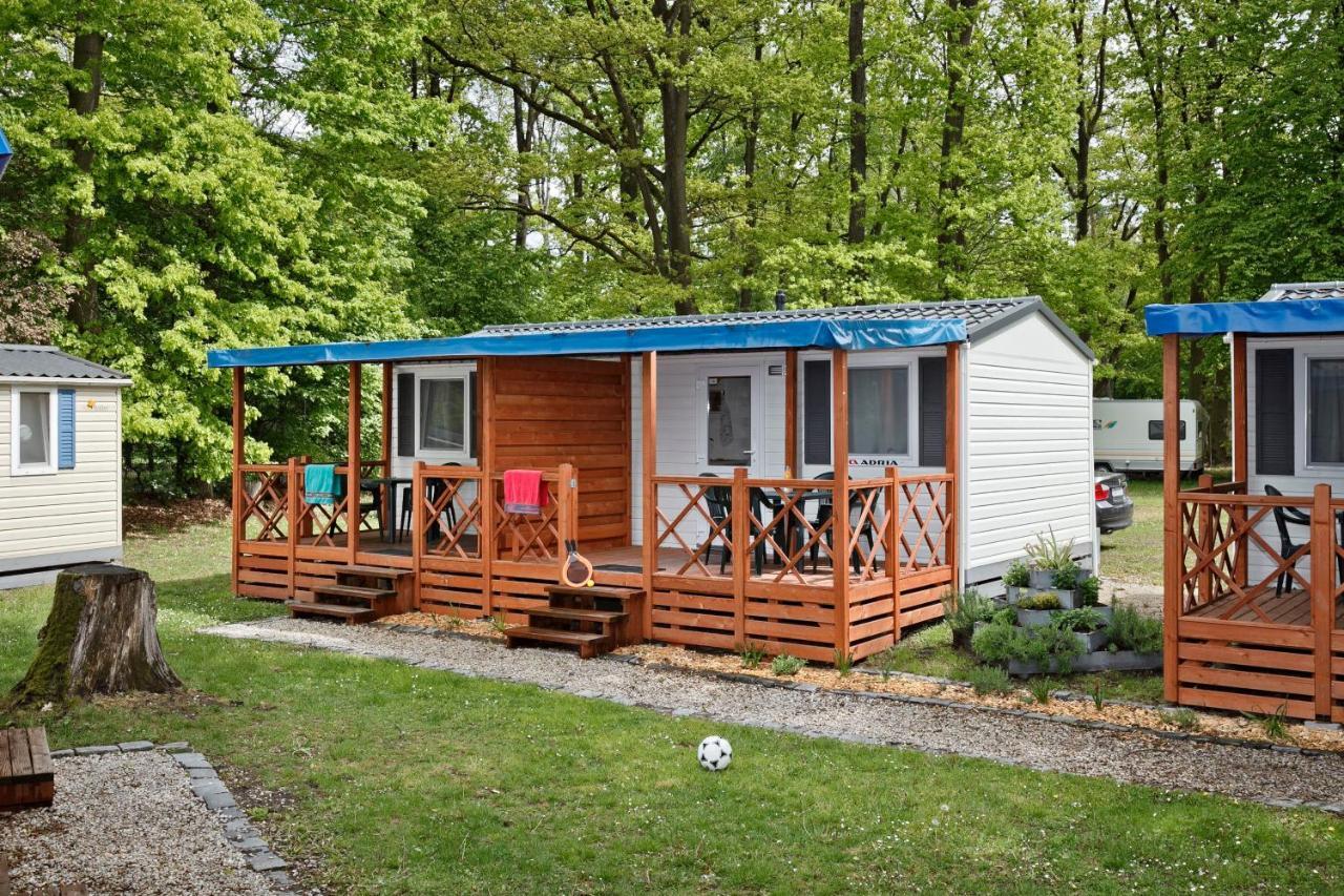 فندق Knaus Campingpark Nurnberg المظهر الخارجي الصورة